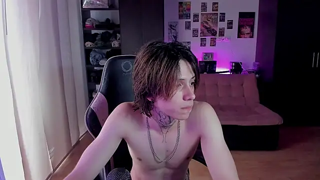 xIce Boy online show from May 10, 9:42 pm