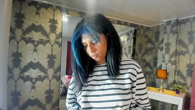 Karin Ks online show from November 5, 7:14 pm