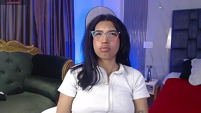 Karin Ks online show from February 15, 8:38 pm