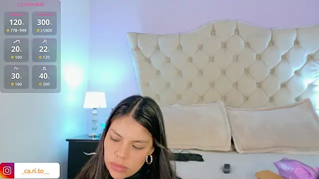 CarolineNasty online show from February 21, 8:10 pm