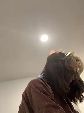 2brokegirlz online show from September 9, 9:14 pm