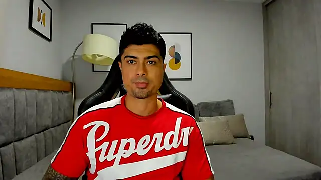 Dante Storm online show from October 31, 1:39 am