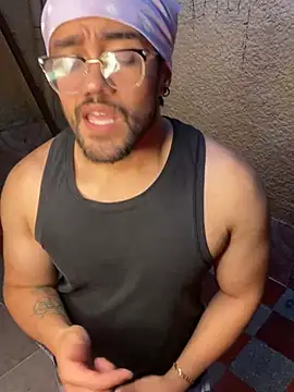 Snapshot of SrM0rgan chatting on March 12, 11:12 pm SrM0rgan online show from March 12, 11:12 pm