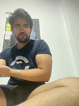 Snapshot of SrM0rgan chatting on March 23, 4:38 am SrM0rgan online show from March 23, 4:38 am