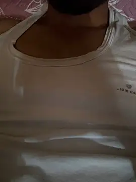 Snapshot of TallMuscularBBC chatting on March 11, 9:34 am TallMuscularBBC online show from March 11, 9:34 am