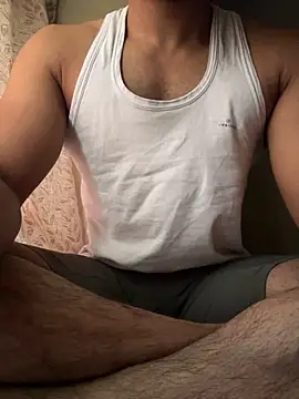 Snapshot of TallMuscularBBC chatting on March 15, 7:53 am TallMuscularBBC online show from March 15, 7:53 am