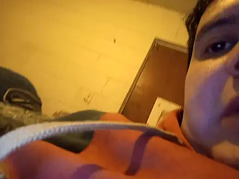 Riverict0r online show from March 12, 3:35 am