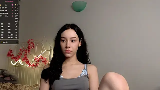 glamourr online show from December 18, 9:26 am