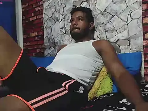 BladeFoxxx1 online show from March 12, 1:45 am