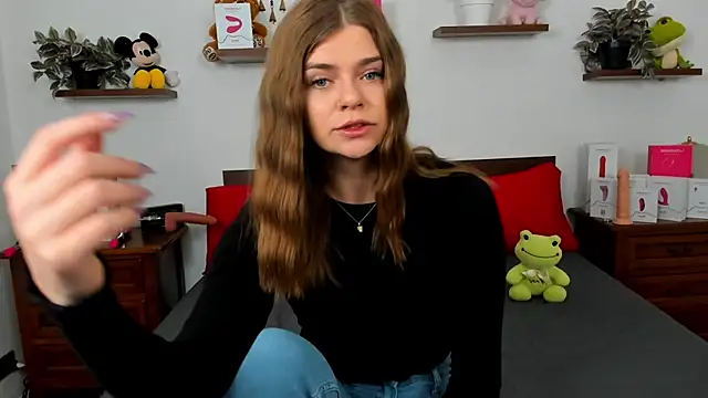 HaleyReedme online show from March 23, 7:12 am