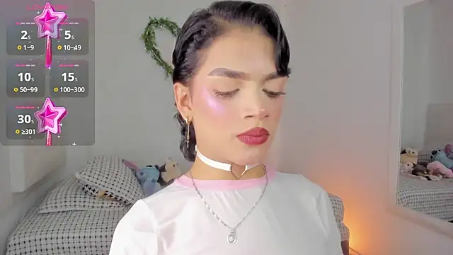 Brithanycullen online show from March 15, 6:30 am