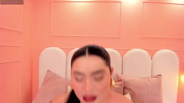 eva sainnt online show from November 11, 2:55 am