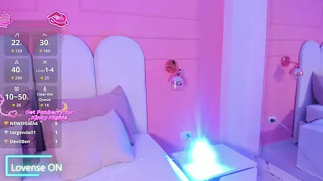 eva sainnt online show from December 21, 4:58 pm