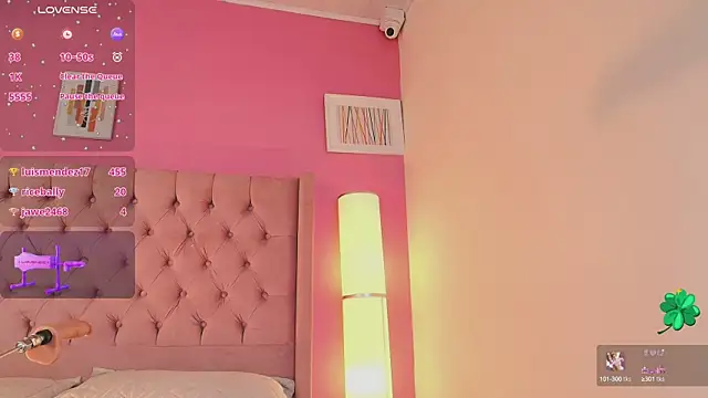 Snapshot of Kloe_raizee chatting on March 17, 11:21 pm Kloe raizee online show from March 17, 11:21 pm