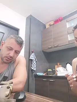 yourflowerpink online show from October 22, 6:13 am