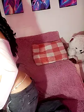 Tracy KS online show from March 14, 4:09 pm