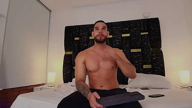 chris blake   online show from January 13, 10:59 pm