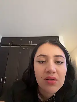 Snapshot of Isa_1207 chatting on April 12, 9:09 pm Isa 1207 online show from April 12, 9:09 pm