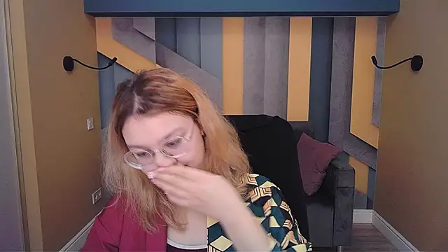 AngelinaLow online show from February 9, 12:42 pm