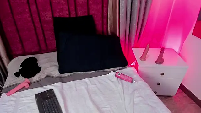 BeckyVidal online show from March 22, 3:30 am