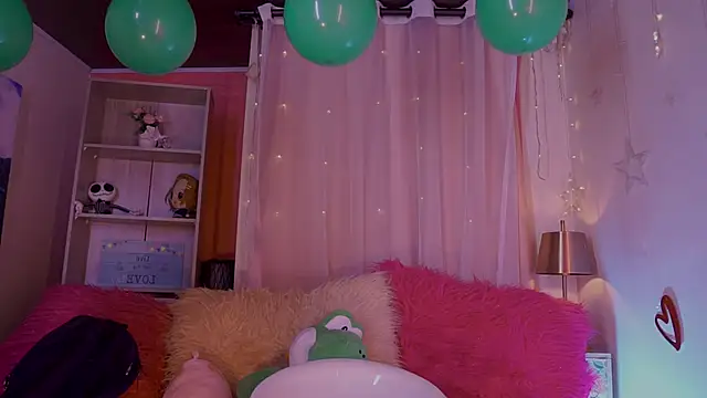 Madison Mayer online show from March 20, 12:22 pm