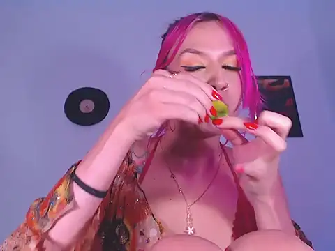 Cici JuicyBig online show from July 22, 12:19 pm