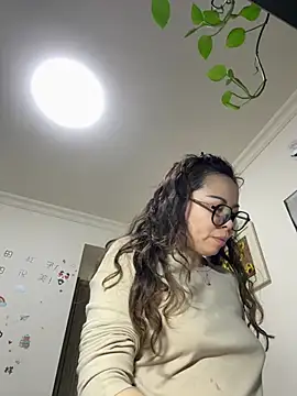 aa520uv online show from March 24, 2:55 pm