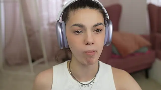 mystica  online show from March 17, 7:02 am