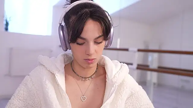 mystica  online show from September 16, 9:21 am