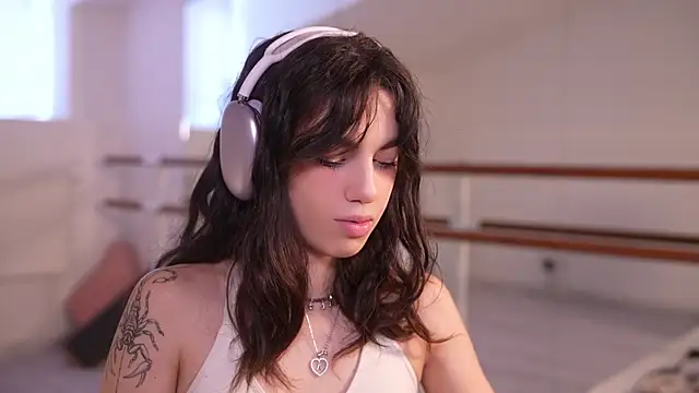 mystica  online show from October 10, 8:57 am