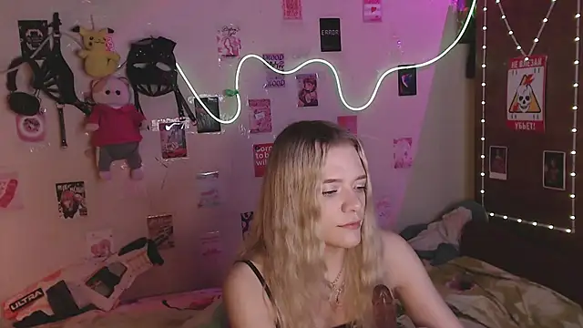 Your Horny Friends online show from November 3, 2:29 pm