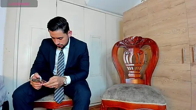 pleasurecompany3 online show from March 14, 7:34 pm