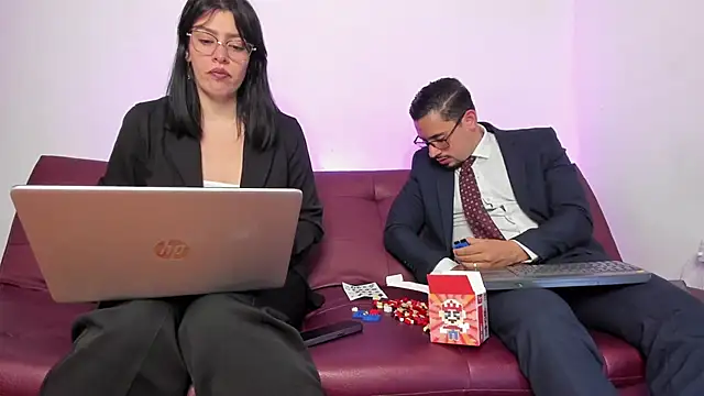 pleasurecompany3 online show from September 25, 8:23 pm