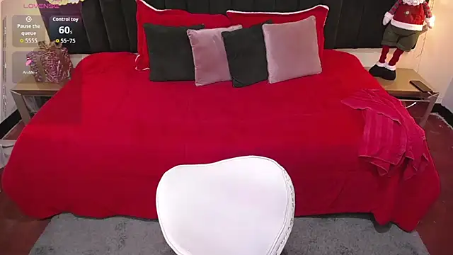 Snapshot of ailyn_maury chatting on December 19, 1:23 am ailyn maury online show from December 19, 1:23 am