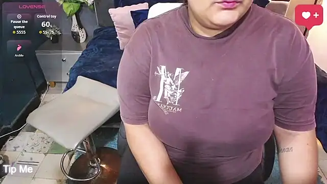 Snapshot of ailyn_maury chatting on March 13, 1:12 am ailyn maury online show from March 13, 1:12 am