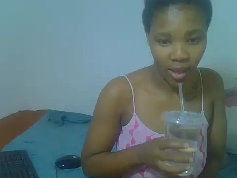 Hotytoty26 online show from March 12, 8:41 pm