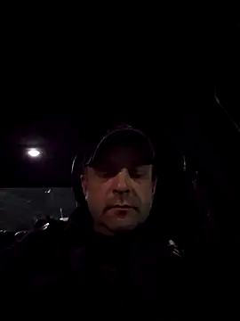 Snapshot of cumplay19850 chatting on March 21, 9:34 am cumplay19850 online show from March 21, 9:34 am