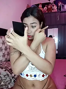 Snapshot of dayancarolina_ chatting on March 15, 4:24 pm dayancarolina online show from March 15, 4:24 pm