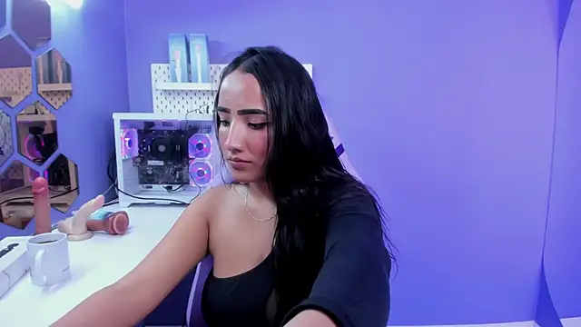 Alice 26  online show from April 7, 7:03 pm