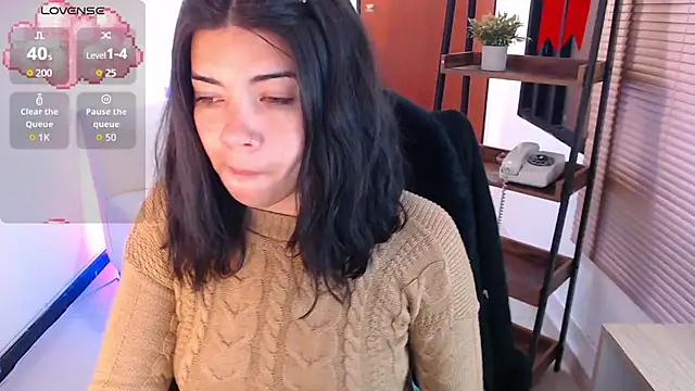 Snapshot of dangel_noir6 chatting on February 13, 12:01 pm dangel noir6 online show from February 13, 12:01 pm