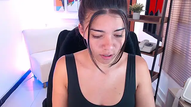 Snapshot of dangel_noir6 chatting on February 16, 12:01 pm dangel noir6 online show from February 16, 12:01 pm