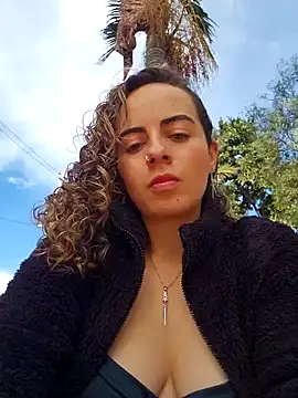 Sairy  online show from October 19, 9:04 pm