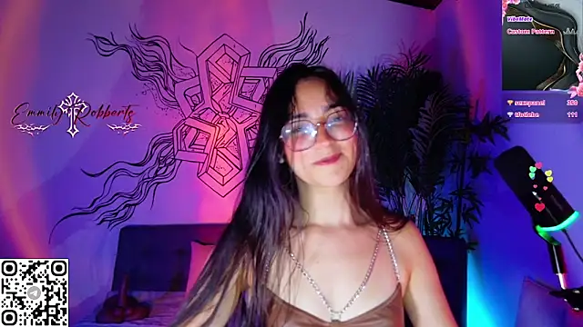 Emmi Roberts online show from May 15, 11:56 pm