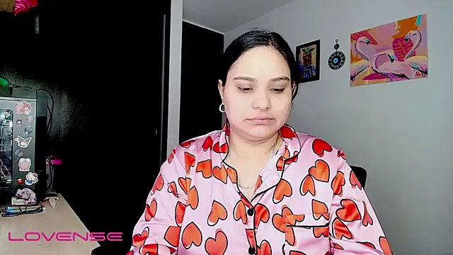 ashliecooperrr online show from November 23, 6:35 am