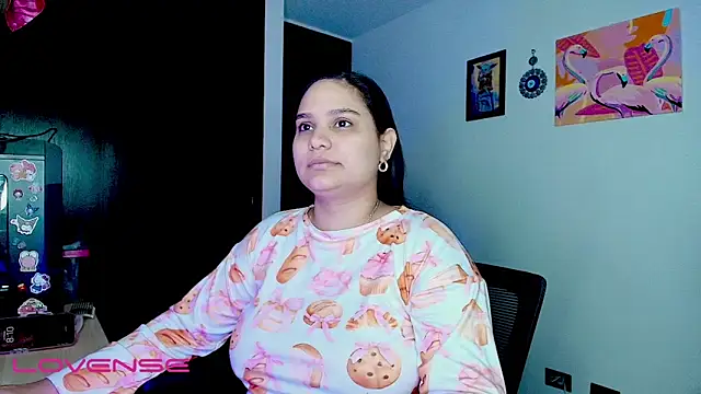 ashliecooperrr online show from December 16, 1:10 am