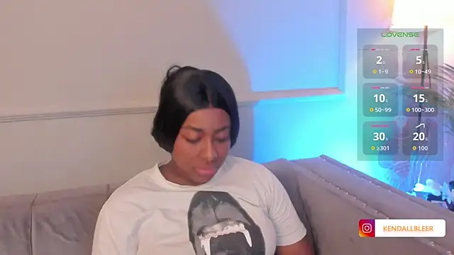 Kendallbleer online show from December 22, 12:13 pm