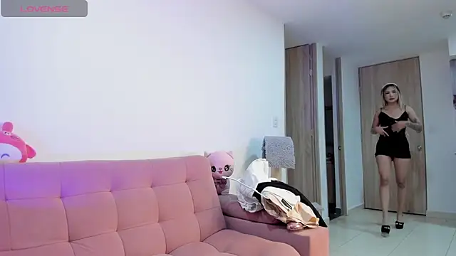 princesssammy2 online show from February 17, 12:51 am