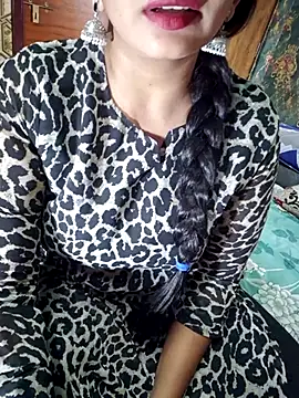 Snapshot of Shalini_telugu09 chatting on March 31, 10:15 am Shalini telugu09 online show from March 31, 10:15 am