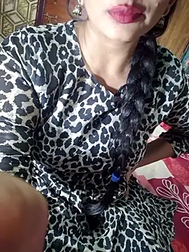 Snapshot of Shalini_telugu09 chatting on April 15, 9:05 am Shalini telugu09 online show from April 15, 9:05 am