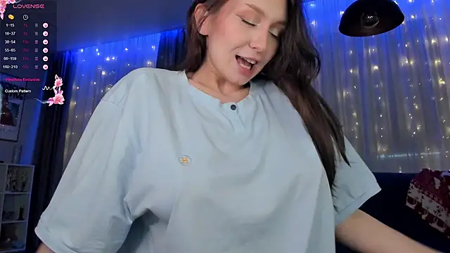 nerenuu  online show from March 1, 1:40 am